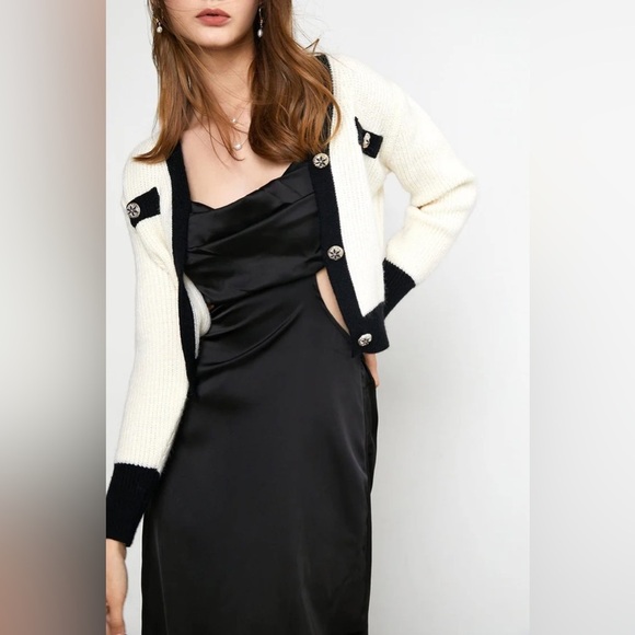J.ING Cream with Black Short Cardigan NWT OS - Picture 1 of 10